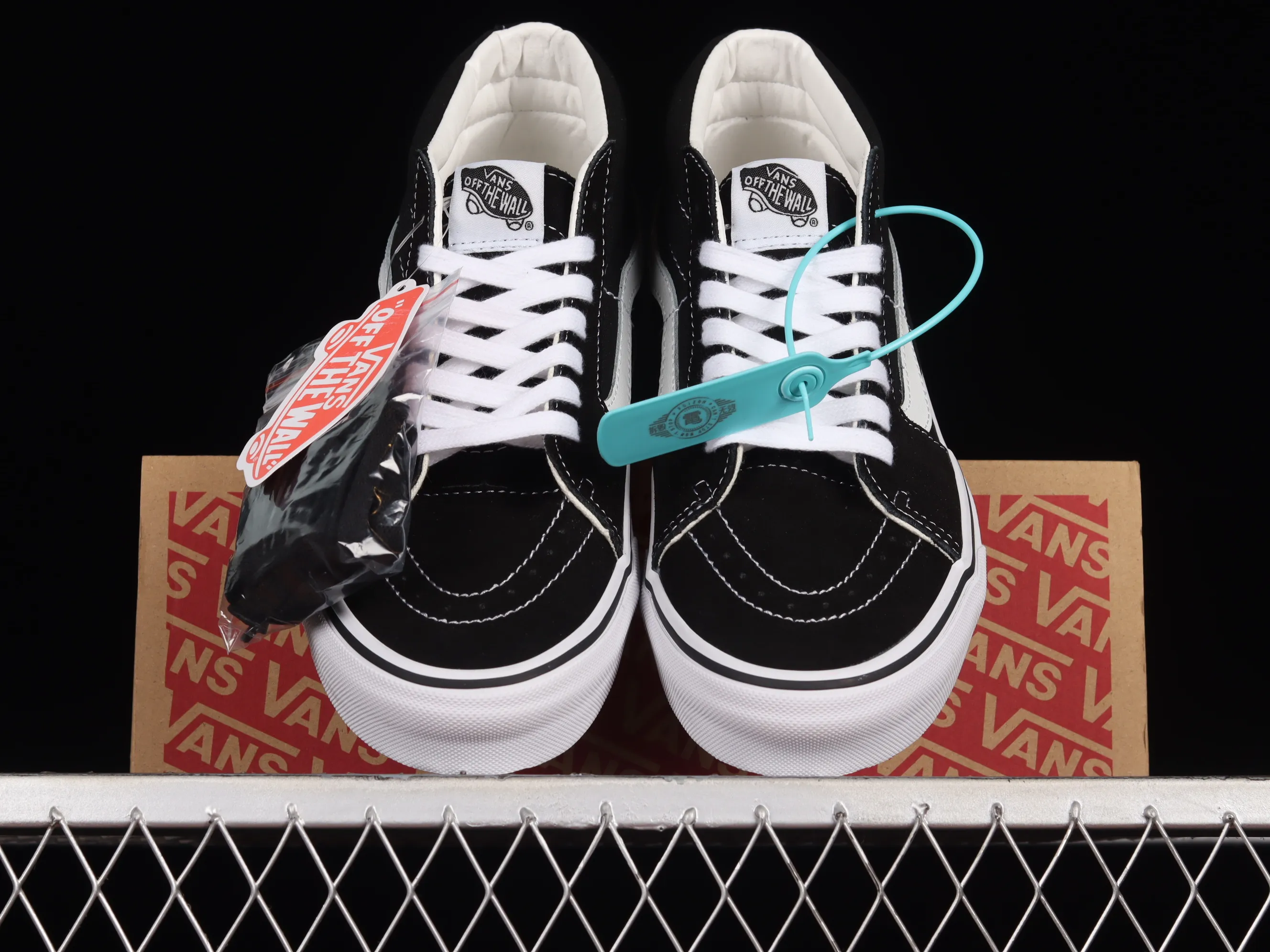 All categories Vans Vans series Vans Mid Vans China Vans SK8-Mid Vans classic black and white Chinese casual sneakers VN0A391F6BT